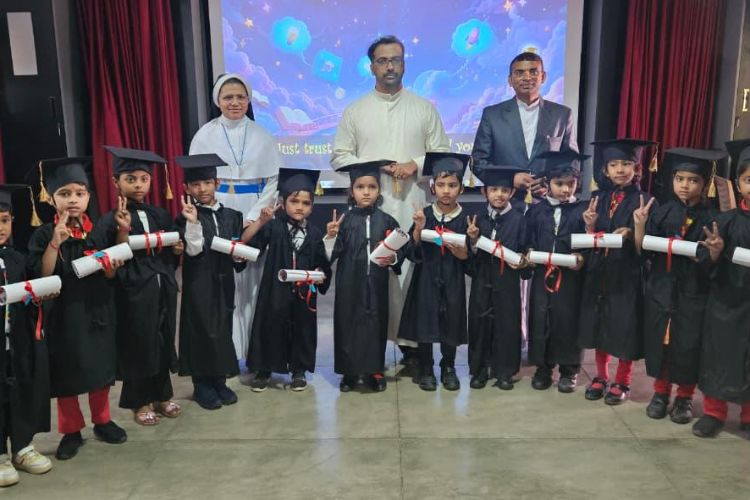 Convocation Ceremony at Lisieux Anand School, Panna